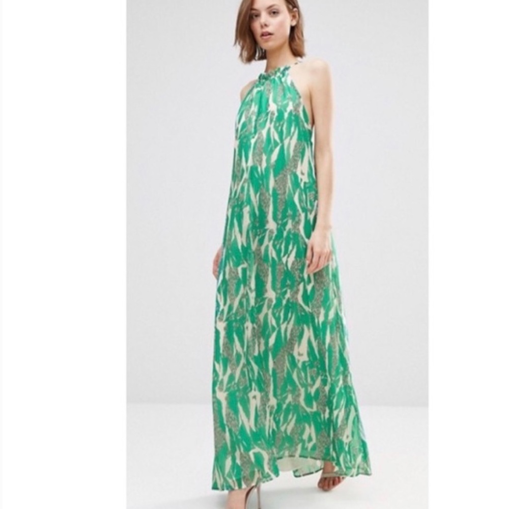 Adelyn Rae Crackle Print Halter Maxi Dress Small